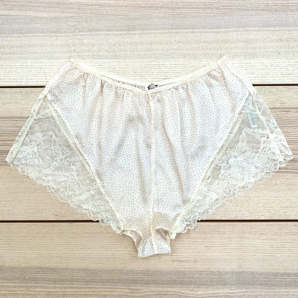 Free People Micro Short Lace Trimmed | Size Large